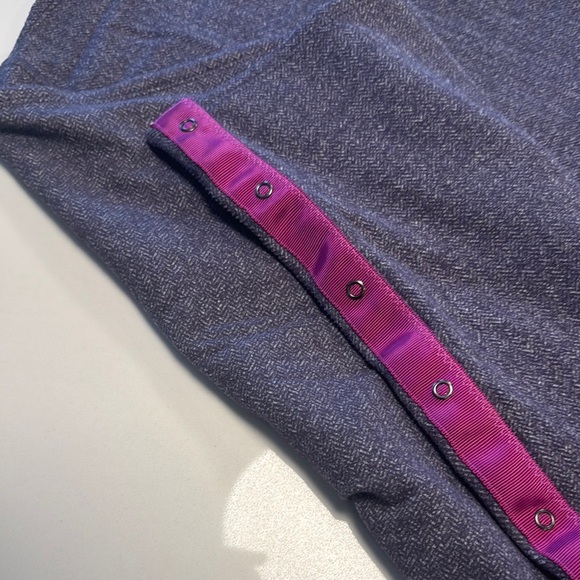 Elegant purple scarf with Pink Trim - Picture 2 of 4